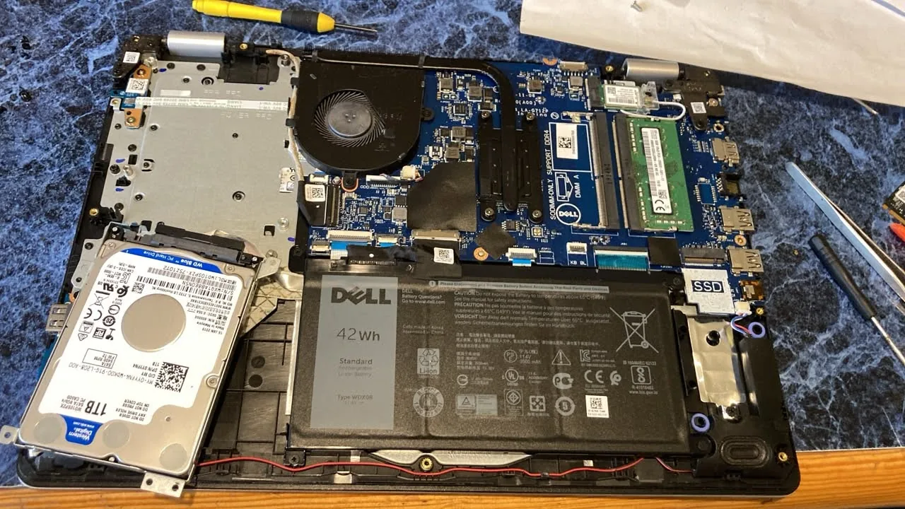 Almacenamiento y hardware en Dr. Laptop